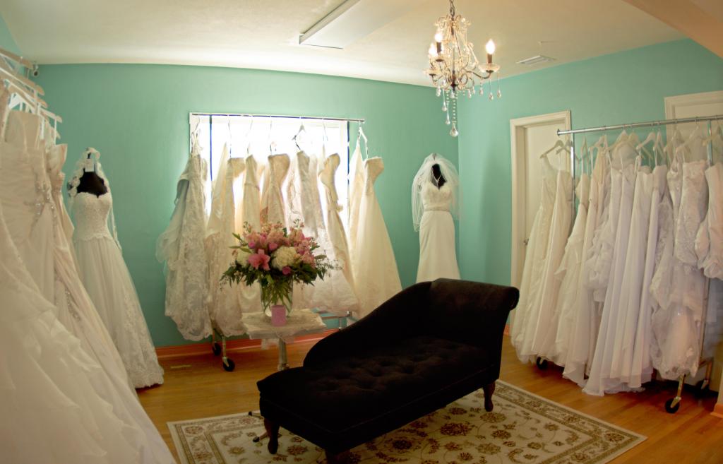 Best St. Petersburg Bridal Gown Shop