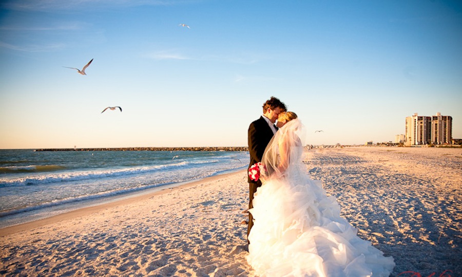 Sandy Key Beach Waterfront Wedding Venue | Clearwater/Dunedin, FL