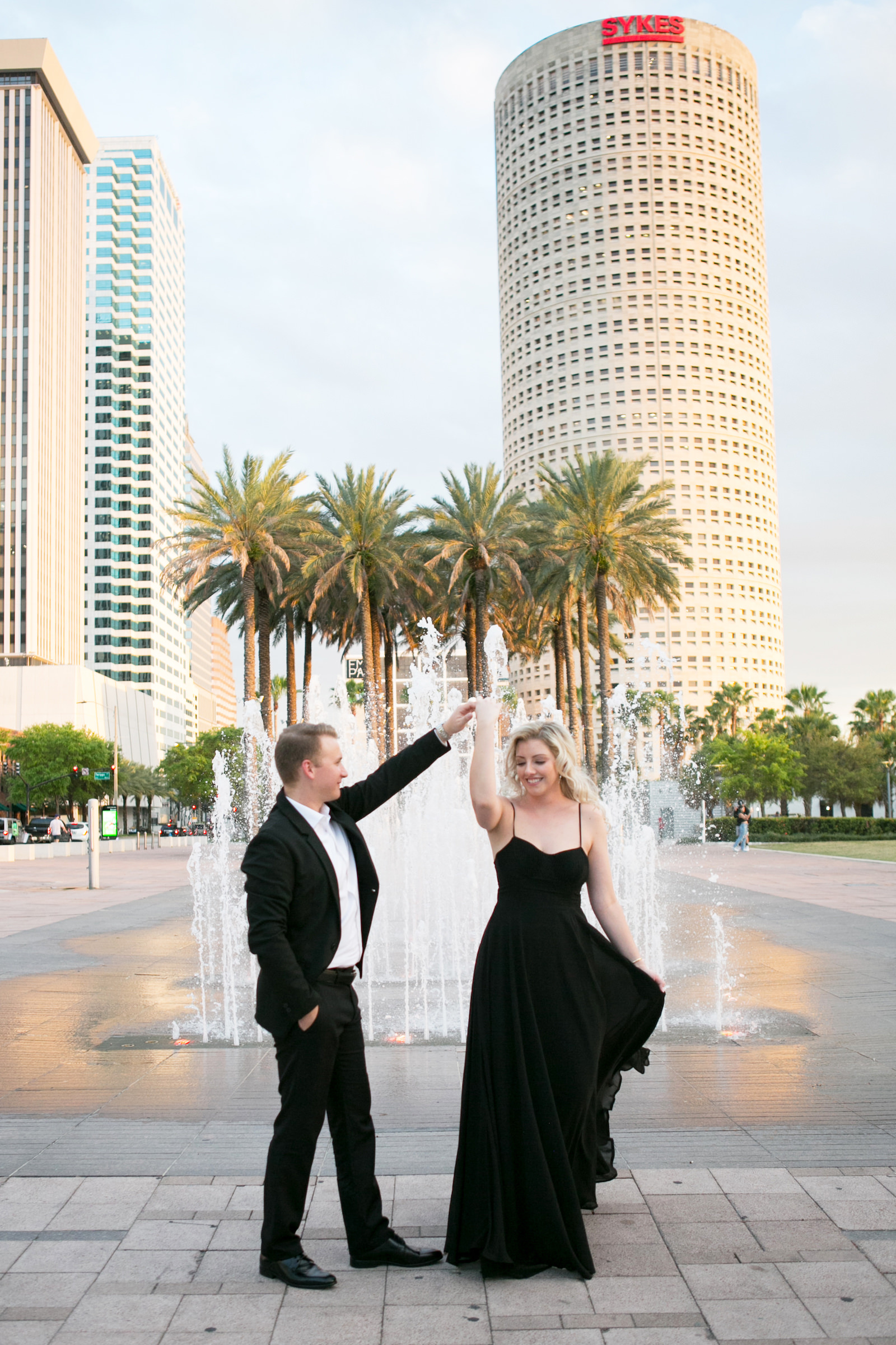 Carrie Wildes Photography Curtis Hixon Park Engagement Session