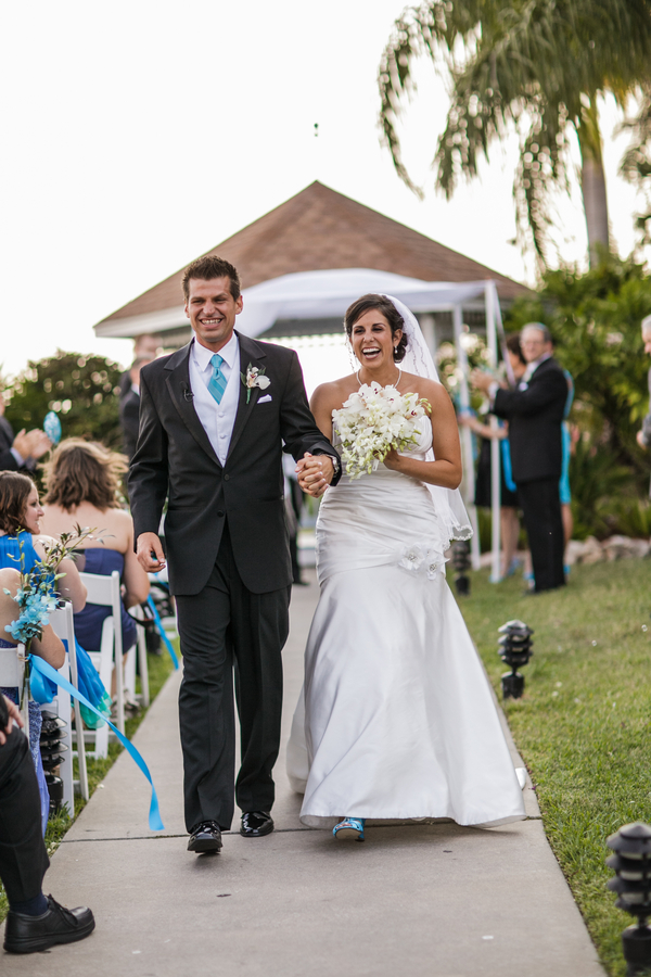 Blue Beach-Themed Rusty Pelican Wedding (13)