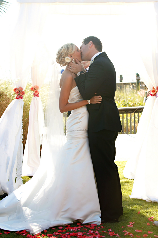 Coral Sarasota Ritz Carlton Beach Club Wedding with Sarasota wedding planner Burkle Events by Sarasota wedding photographer Carrie Wildes Photography (14)