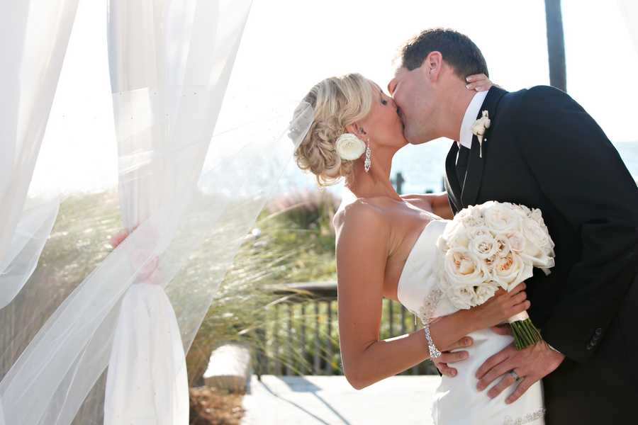 Coral Sarasota Ritz Carlton Beach Club Wedding with Sarasota wedding planner Burkle Events by Sarasota wedding photographer Carrie Wildes Photography (17)