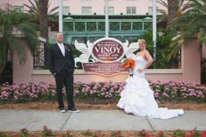 Goldfish Themed Wedding at the Renaissance Vinoy - Carrie Wildes Photography (17)