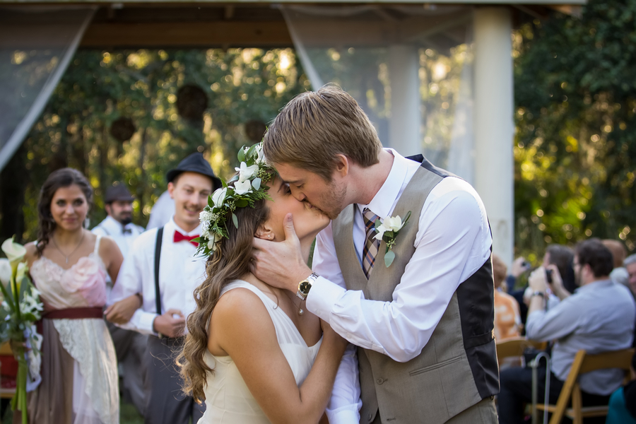 Tarpon Springs Vintage Outdoor Brooker Creek Reserve Wedding - Wedding Planner Special Moments (15)