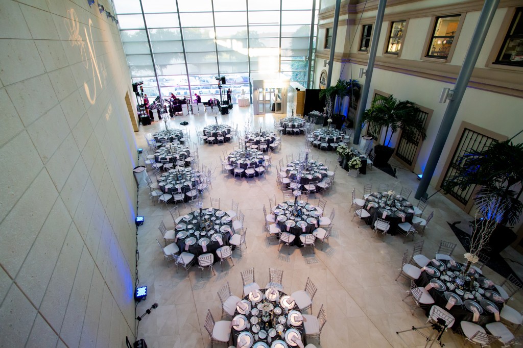 Gold and Blush Modern Fairytale St. Petersburg Wedding - Museum of Fine Arts - St. Petersburg Wedding Photographer Lauren Pauline Photography (22)