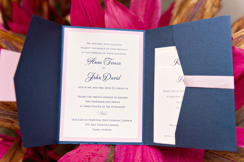 Navy & Pink Tampa Destination Wedding - The Florida Aquarium by Aaron Bornfleth Photographer (3)