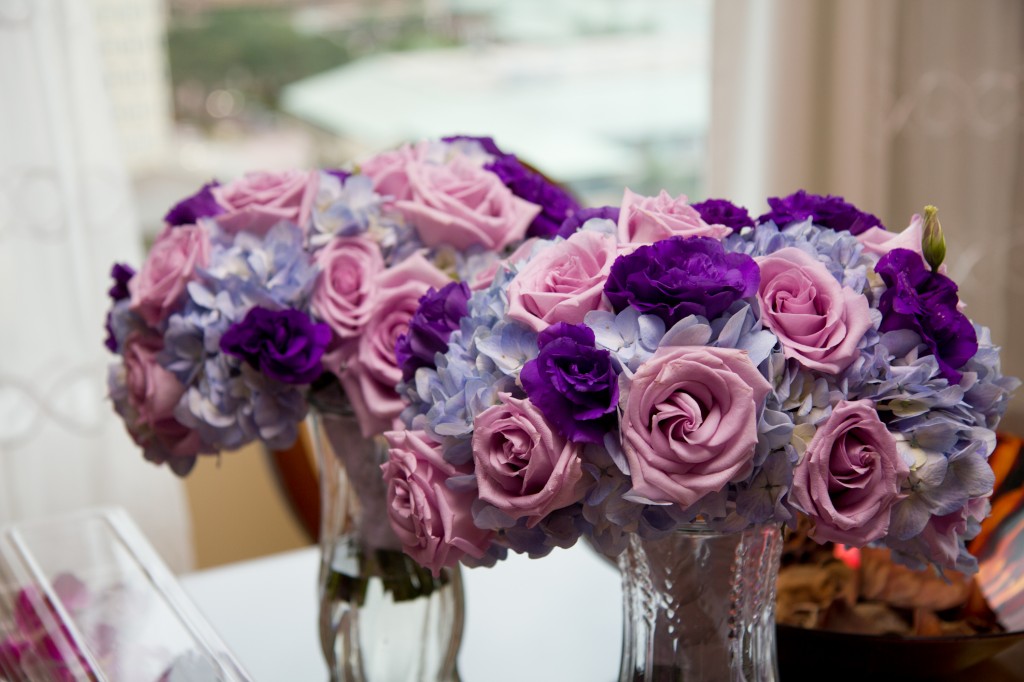 Elegant Purple & White Downtown Tampa Marriott Waterside Wedding by Tampa Wedding Photographer Eva's Photo Studio (2)