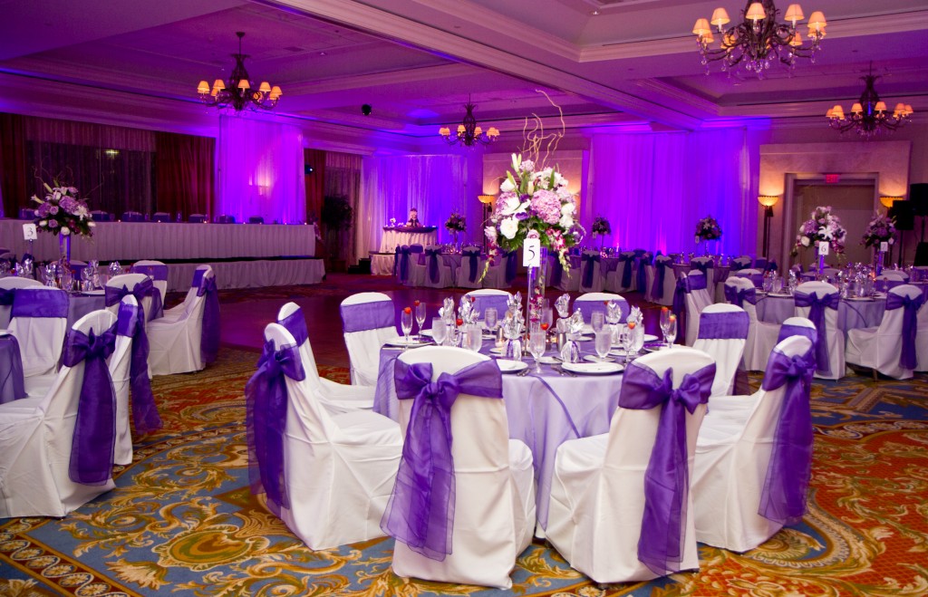 Elegant Purple & White Downtown Tampa Marriott Waterside Wedding by Tampa Wedding Photographer Eva's Photo Studio (15)