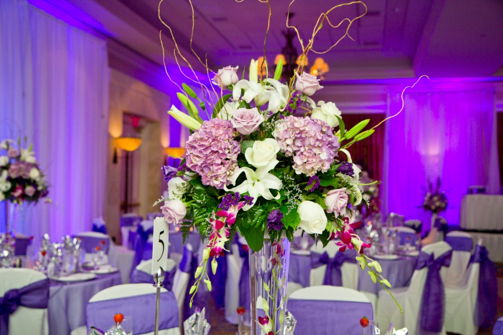 Elegant Purple & White Downtown Tampa Marriott Waterside Wedding by Tampa Wedding Photographer Eva's Photo Studio (16)