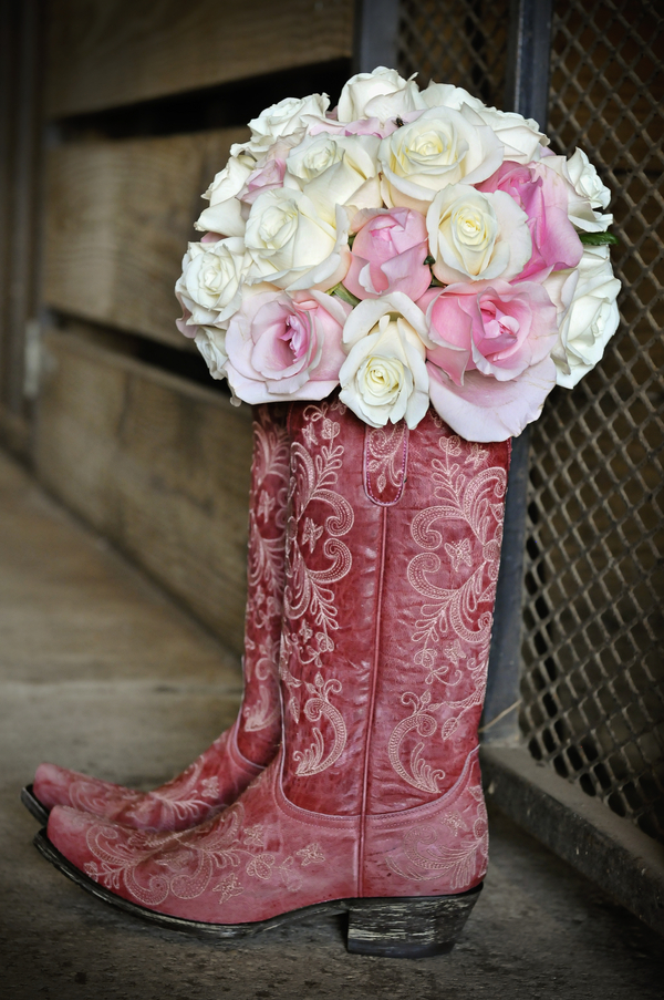 Silver and Pink Country Dade City Wedding - Barrington Hill Farm - CV Fuller Photography (5)