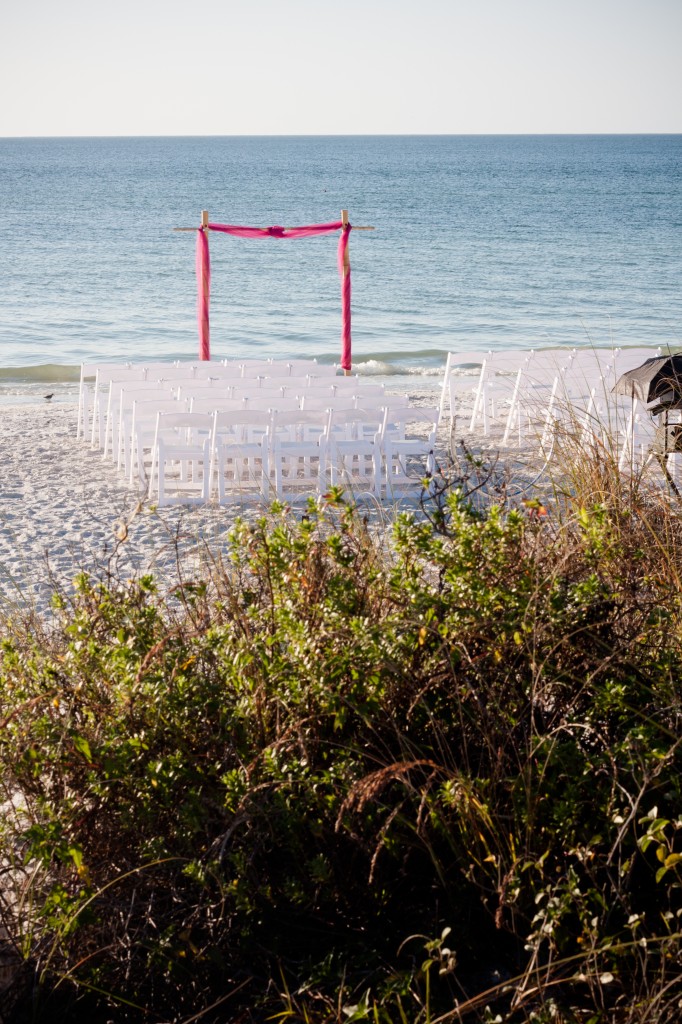 Fuchsia & Blue Destination St. Pete Beach Wedding - Paradise Grille - alt Photography (2)