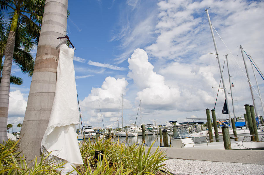 Navy Blue Nautical-Themed Sarasota Yacht Club Wedding - Andi Diamond Photography (3)