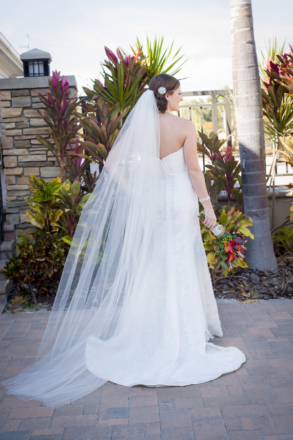 Rustic Orange Fall Tampa Wedding - Mainsail Suites Ashlee Hamon Photography with Celebrations of Tampa Bay (9)