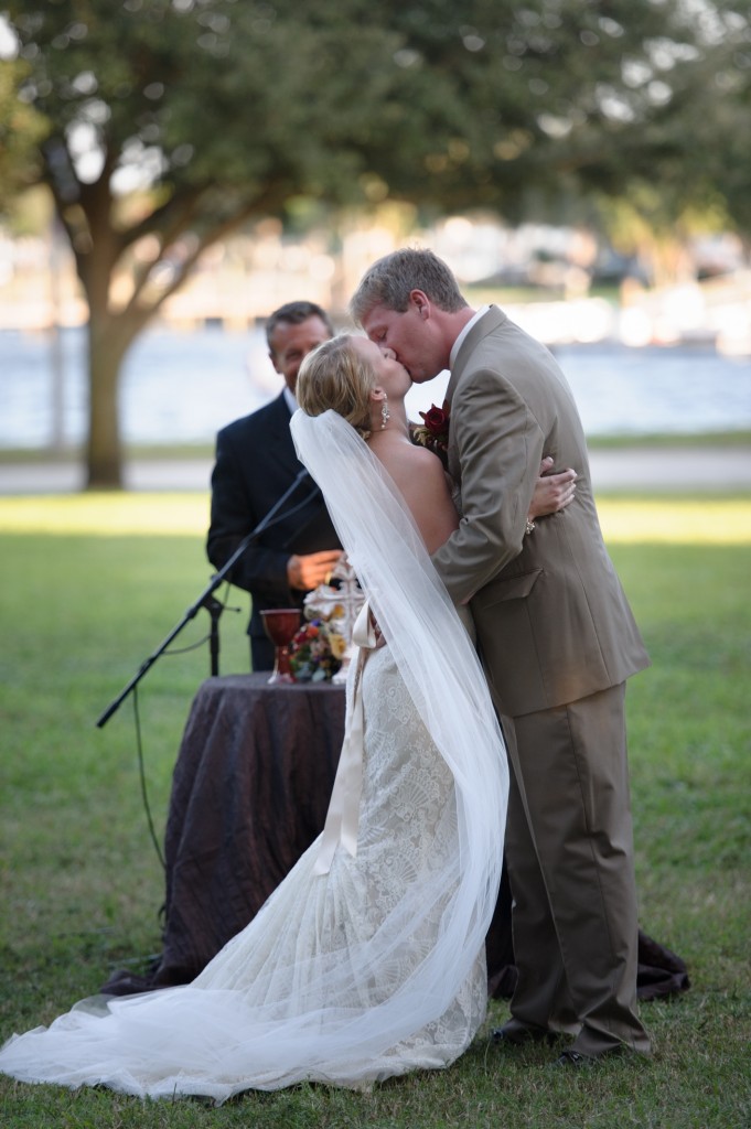 Rustic Fall St. Petersburg Museum of Fine Arts Wedding - St. Petersburg Wedding Photographer Ware House Studios (16)