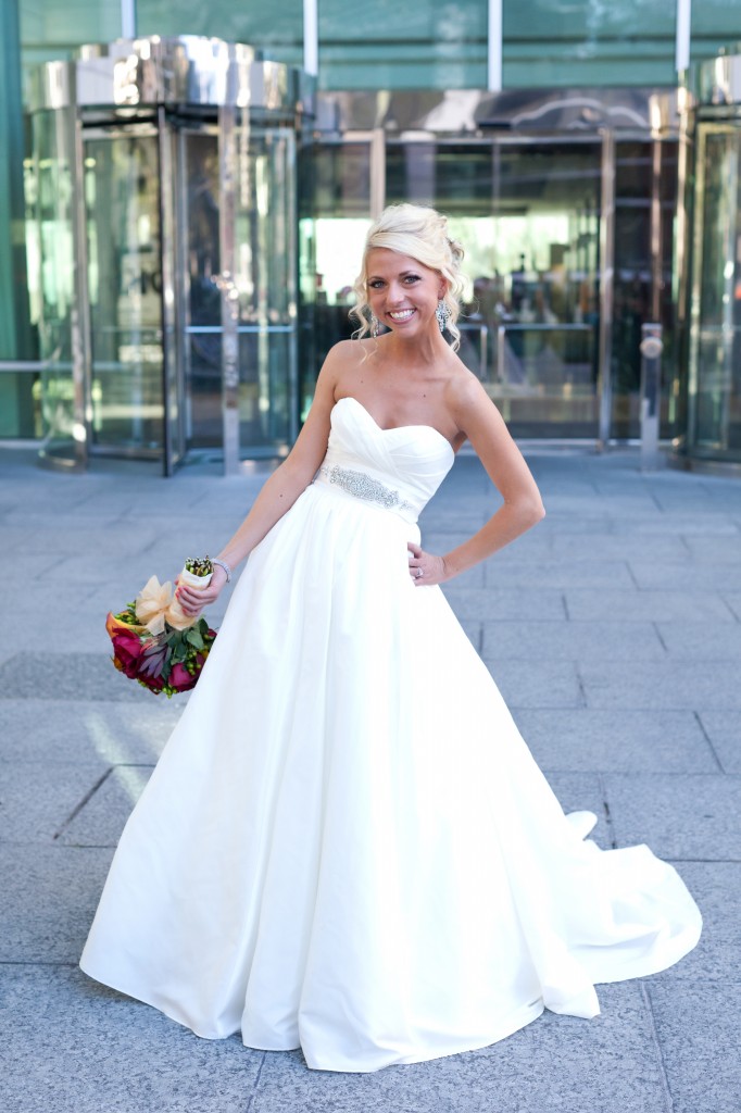 Gold & Garnet Downtown Tampa Wedding - The Tampa Club - Jerdan Photography (14)