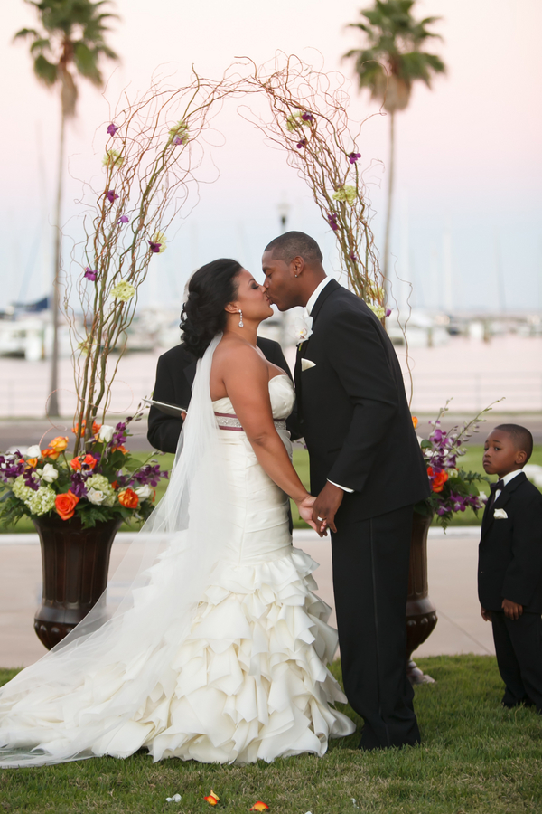 Purple & Orange Mediterranean Downtown St. Pete Wedding - Dali Museum - St. Pete Wedding Photographer Carrie Wildes Photography (15)