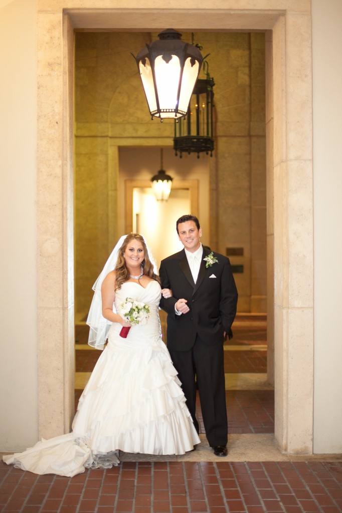 Red, Black & Silver Christmas Wedding - Downtown St. Pete Museum of Fine Arts - Esther Louis Photography (19)