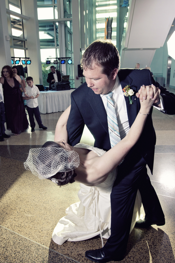 Destination Teal "Old Tampa" Vintage Wedding - Tampa Bay History Museum - Chic Shot Studio (8)