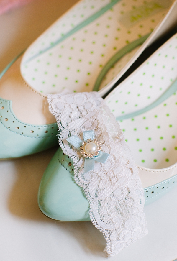 Mint Green & Ivory Rustic Ybor City Wedding - Raquel Sergio Photography (1)