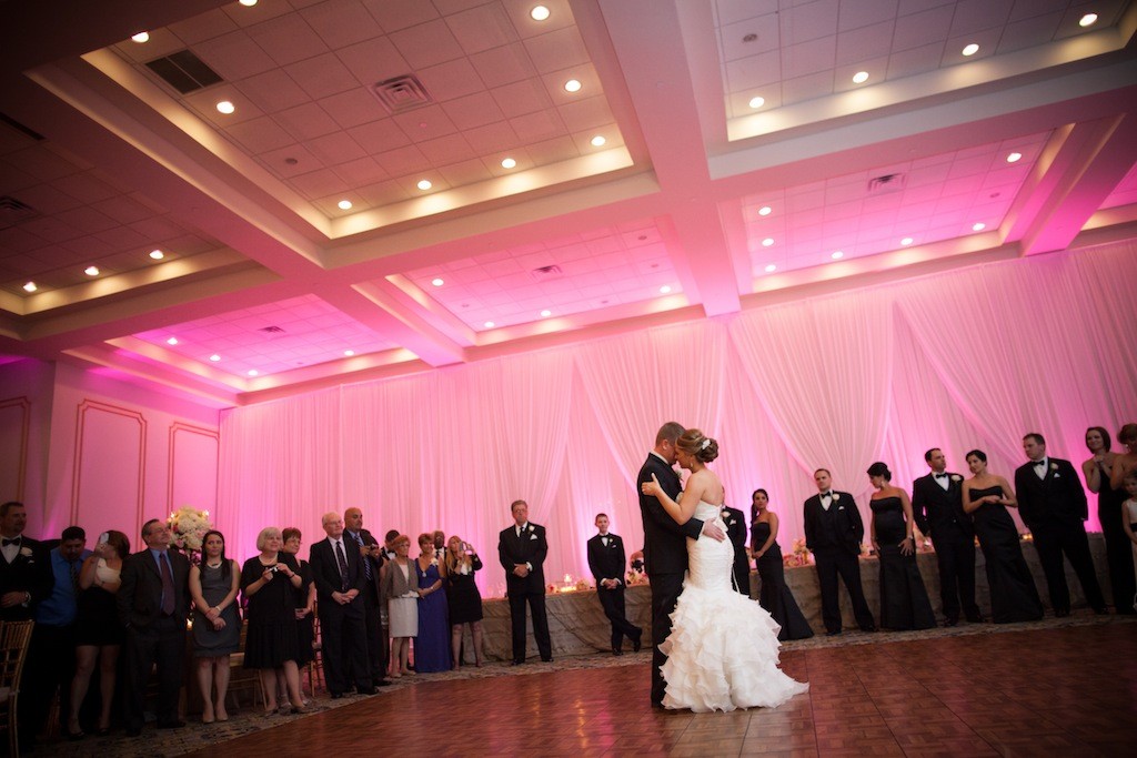 Elegant Black and White Downtown Tampa Wedding - Floridan Palace (41)