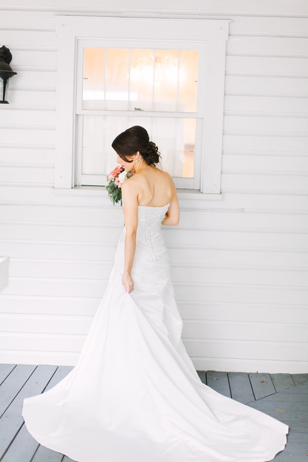 Mint Green & Ivory Rustic Ybor City Wedding - Raquel Sergio Photography (4)