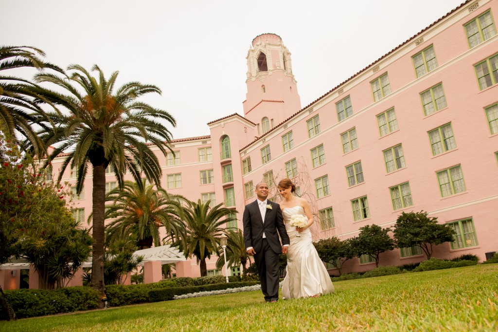 Pink & Black Jewish Downtown St. Pete Wedding - NOVA 535 - Lauren Pauline Photography (19)