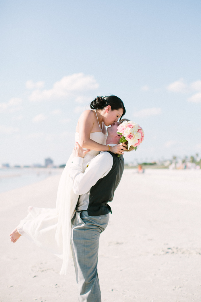 Destination Wedding in St. Pete Beach, Florida - St. Petersburg Wedding Photographer Sophan Theam Photography (9)