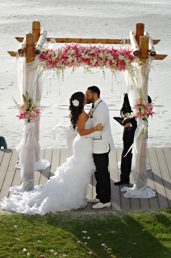 Clearwater Beach Wedding at the Sandpearl Resort - Grey & Aqua Destination Wedding (15)