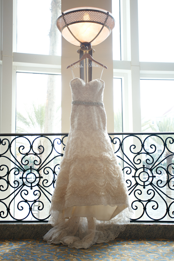 Brown, Gold & Ivory Waterfront Tampa Wedding - Tampa Wedding Photographer Carrie Wildes Photography (39)