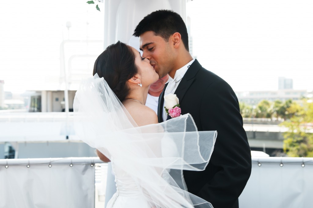 174 - Yacht StarShip Wedding - Pink & Navy Downtown Tampa Wedding Yacht StarShip Wedding - Pink & Navy Downtown Tampa Wedding - Tampa Wedding Photographer Carrie Wildes Photography (12)