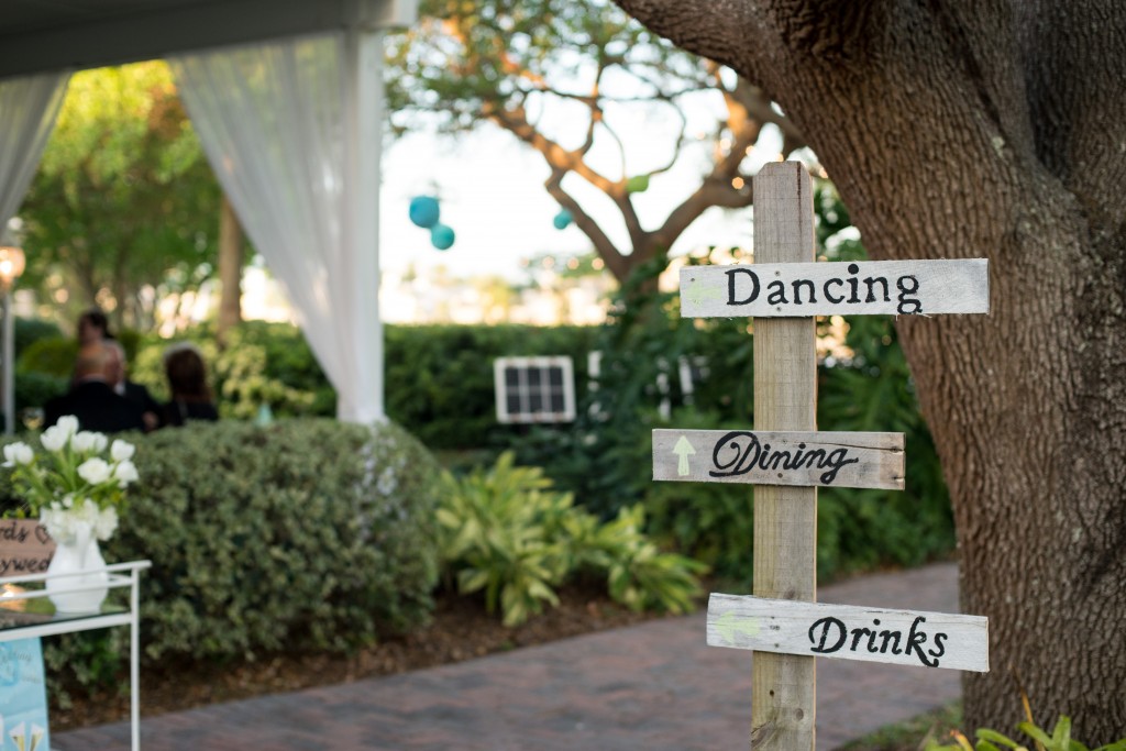 Davis Islands Garden Club Tiffany Blue & Lime Green Wedding - Tampa Wedding Photographer Life's Highlights (28)
