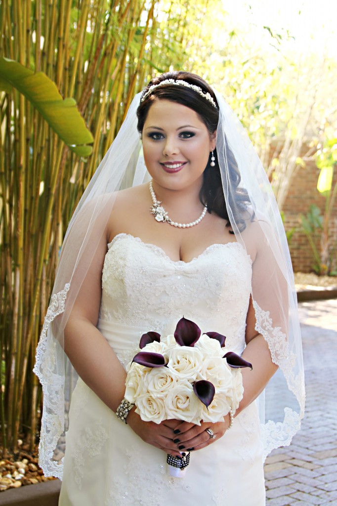 Black and Eggplant Old Hollywood Glam Wedding at NOVA 535 - St. Petersburg Wedding Photographer Heather Rice Photography (7)