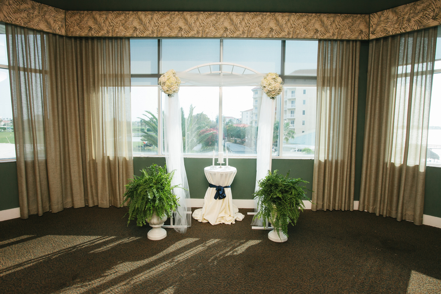 White, Silver & Blue St. Petersburg Isla del Sol Wedding - St. Petersburg, FL Wedding Photographer Carrie Wildes Photography (11)