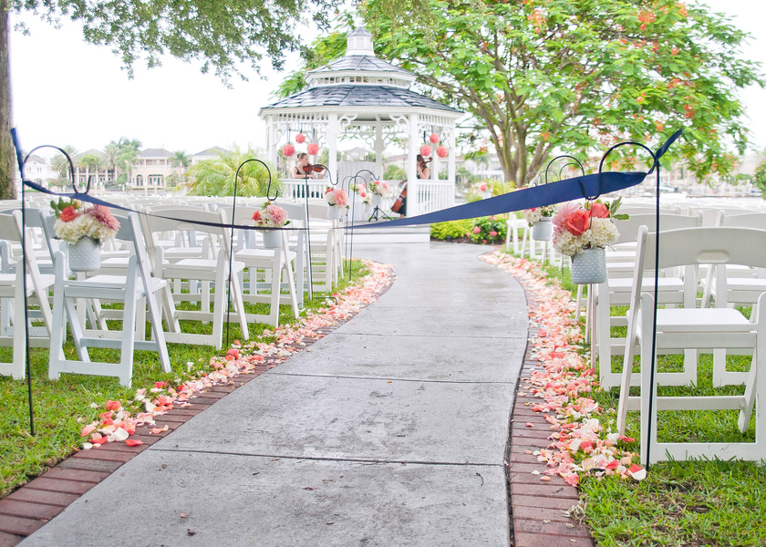 Navy, White & Coral Davis Island Garden Club Wedding - Tampa Wedding Photographer Kristen Marie Photography (13)