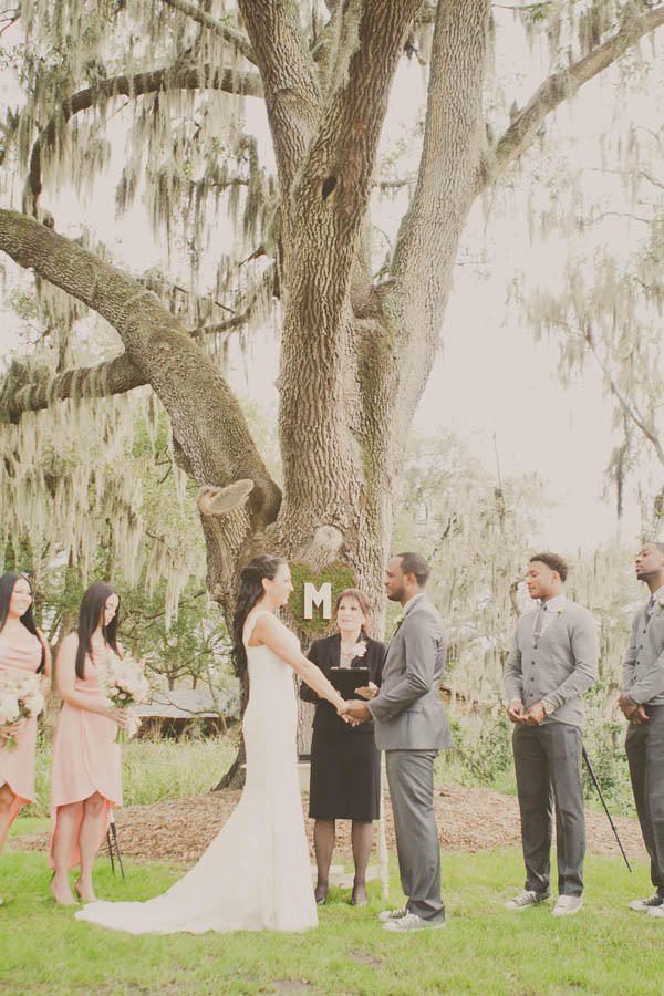 Grey, Peach & Creme Rustic Cross Creek Ranch Wedding - Tampa Wedding Photographer Stacy Paul Photography (17)