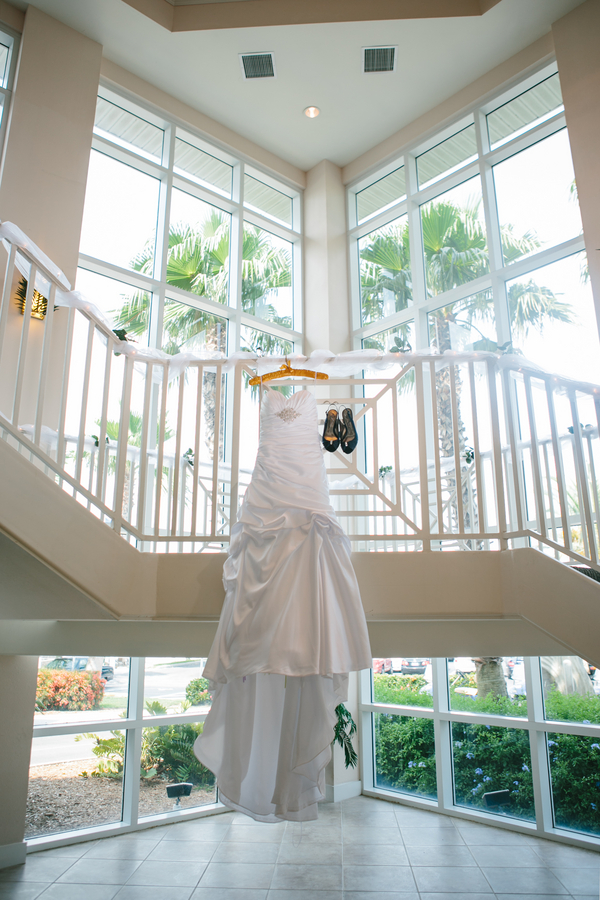 White, Silver & Blue St. Petersburg Isla del Sol Wedding - St. Petersburg, FL Wedding Photographer Carrie Wildes Photography (2)