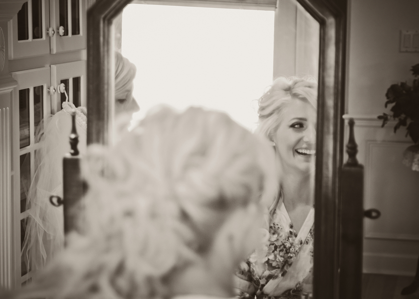 Navy, White & Coral Davis Island Garden Club Wedding - Tampa Wedding Photographer Kristen Marie Photography (4)
