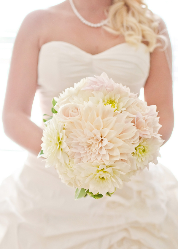 Navy, White & Coral Davis Island Garden Club Wedding - Tampa Wedding Photographer Kristen Marie Photography (8)