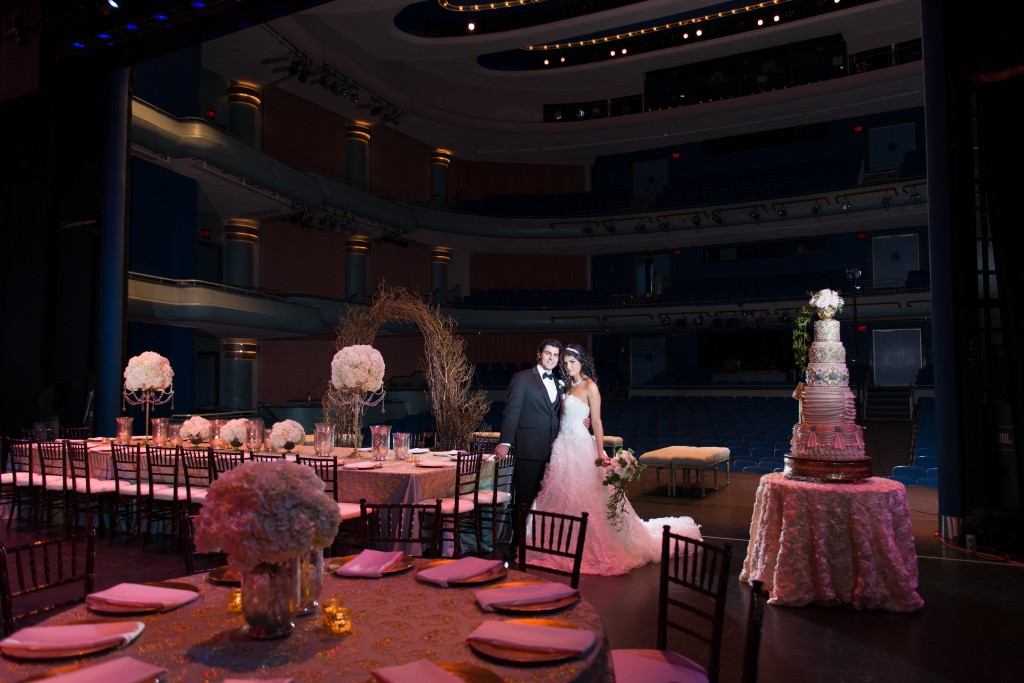 Downtown Tampa Wedding Venue - Straz Center for the Performing Arts On the State Weddings - Tampa Wedding Photographer Aaron Bornfleth Studio (16)