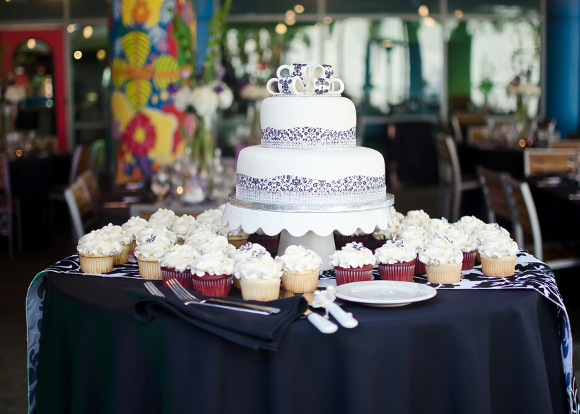 Damask, Purple & Green Florida Aquarium Wedding - Tampa Wedding Photographer Kristen Marie Photography (19)
