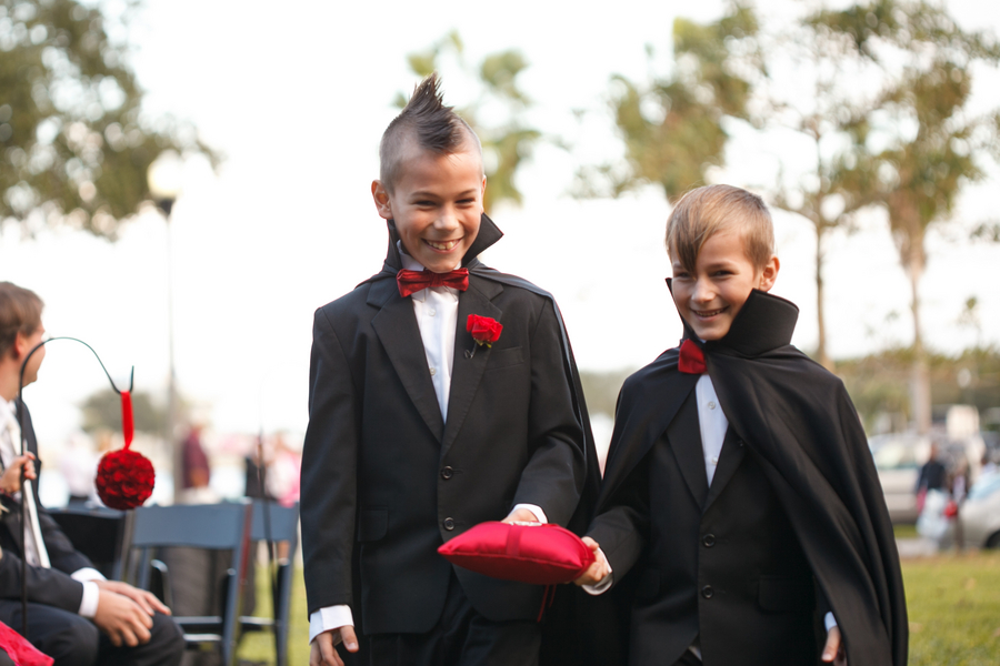 St. Pete Museum of Fine Arts Black & Red Halloween Themed Wedding - St. Petersburg, FL Wedding Photographer Carrie Wildes Photography (20)