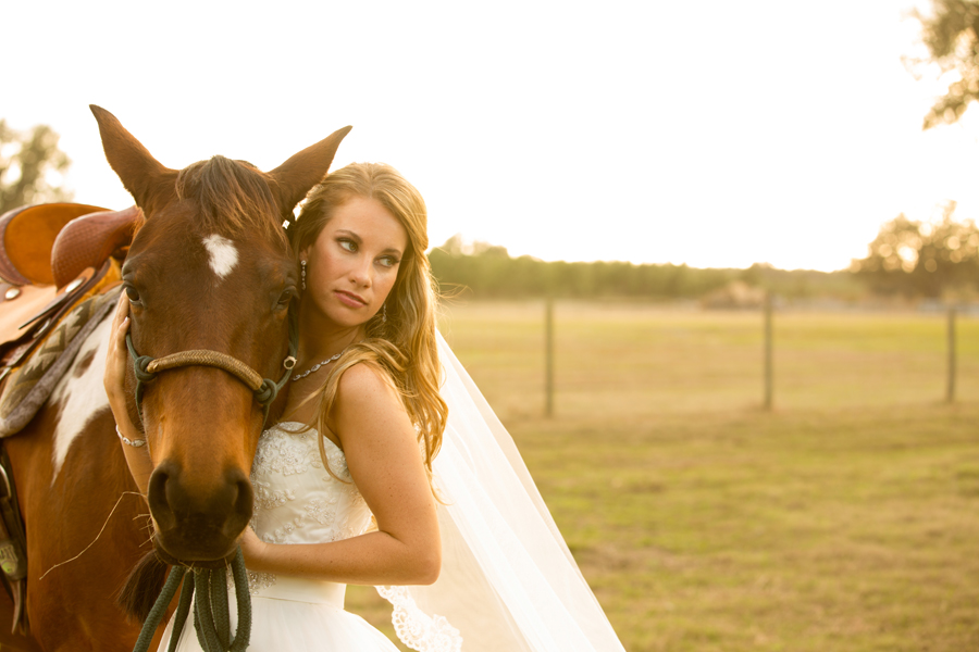 Purple and Cream Country Chic Brooksville Wedding - Brooksville Wedding Photographer Leah Jean Photography (27)