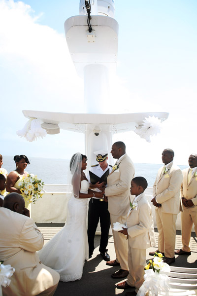 Ivory, Yellow & Tan Nautical Destination Wedding Yacht Starship - Tampa Wedding Photographer Victor's Photojournalism (14)