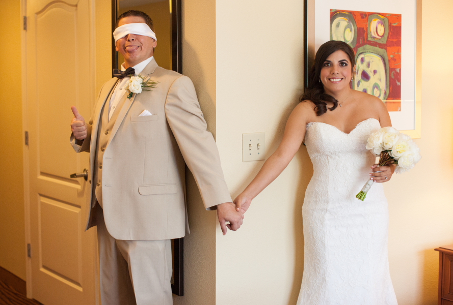 Romantic White, Grey and Pink Davis Islands Garden Club Wedding - Tampa Wedding Photographer Jerdan Photography (16)