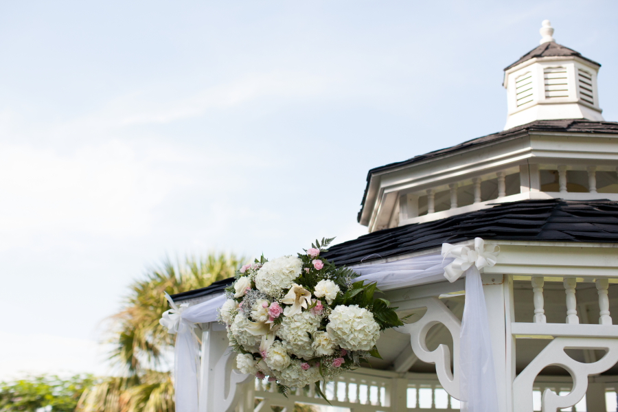 Romantic White, Grey and Pink Davis Islands Garden Club Wedding - Tampa Wedding Photographer Jerdan Photography (19)