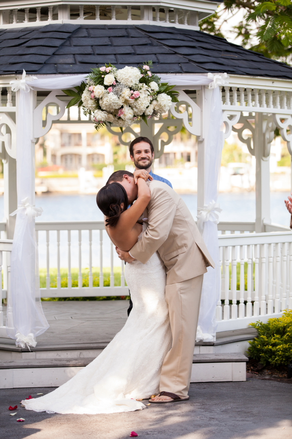 Romantic White, Grey and Pink Davis Islands Garden Club Wedding - Tampa Wedding Photographer Jerdan Photography (27)