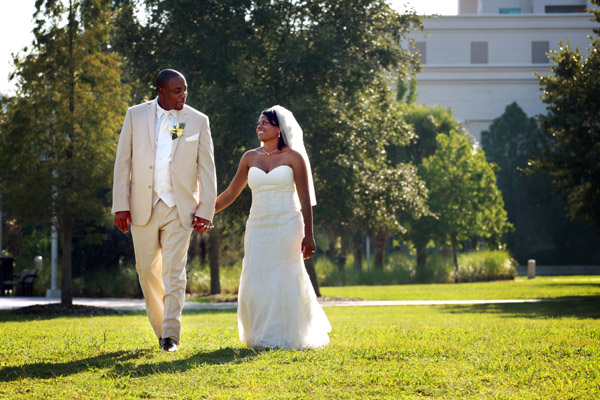 Ivory, Yellow & Tan Nautical Destination Wedding Yacht Starship - Tampa Wedding Photographer Victor's Photojournalism (7)