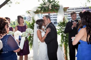 Floridan Palace Wedding | Vintage Gold, Champagne, and Ivory Downtown Tampa Wedding (17)