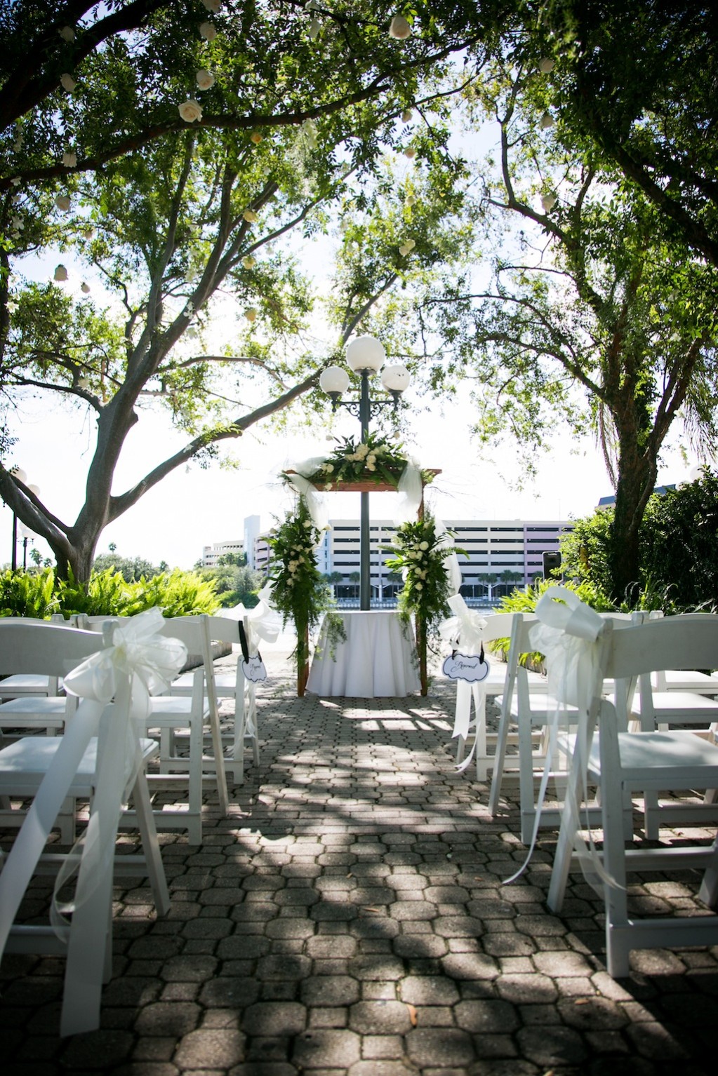 Floridan Palace Wedding | Vintage Gold, Champagne, and Ivory Downtown Tampa Wedding (11)