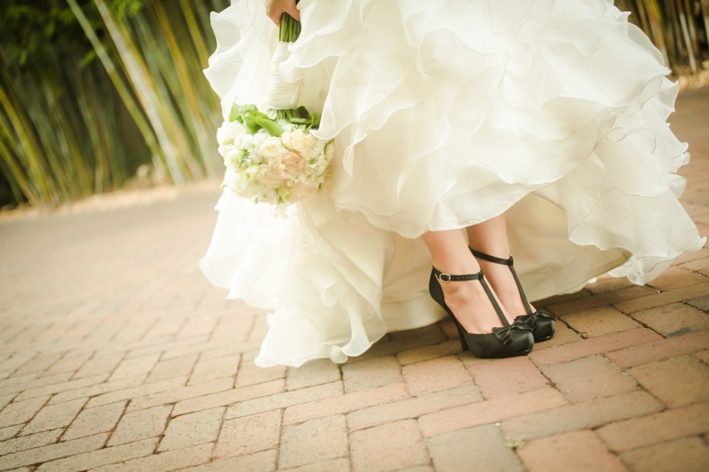 Black, White & Grey Modern St. Petersburg Wedding - NOVA 535 - St. Pete, FL Wedding Photographer Life Long Studios (10)